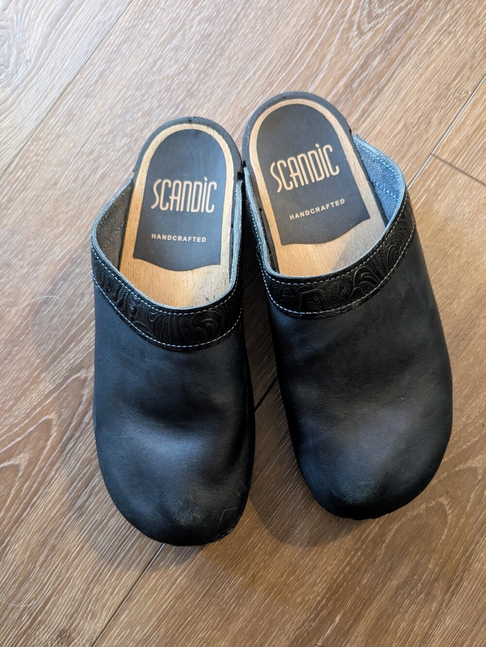 Scandic Leather Clogs 38